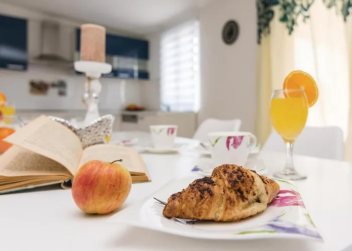 בית נופש Gorgeous In With Kitchen